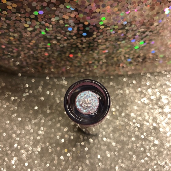 BN! Revlon LE Shoot The Moon Lipgloss Mystic Mist - Picture 3 of 3